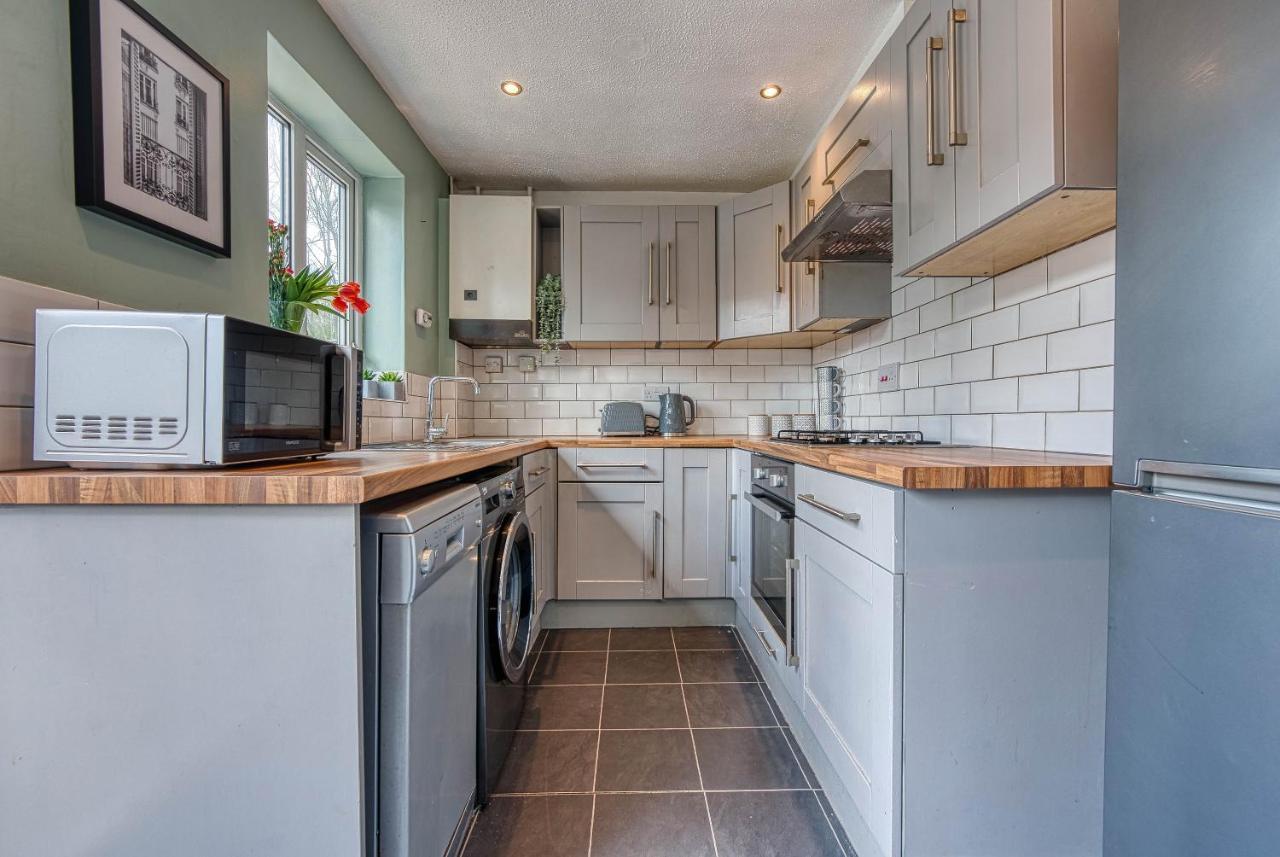 Capri 13 Sa - Contemporary 2 Bedroom House In Loughborough With Free Parking, Close To Loughborough University & M1 Motorway Εξωτερικό φωτογραφία