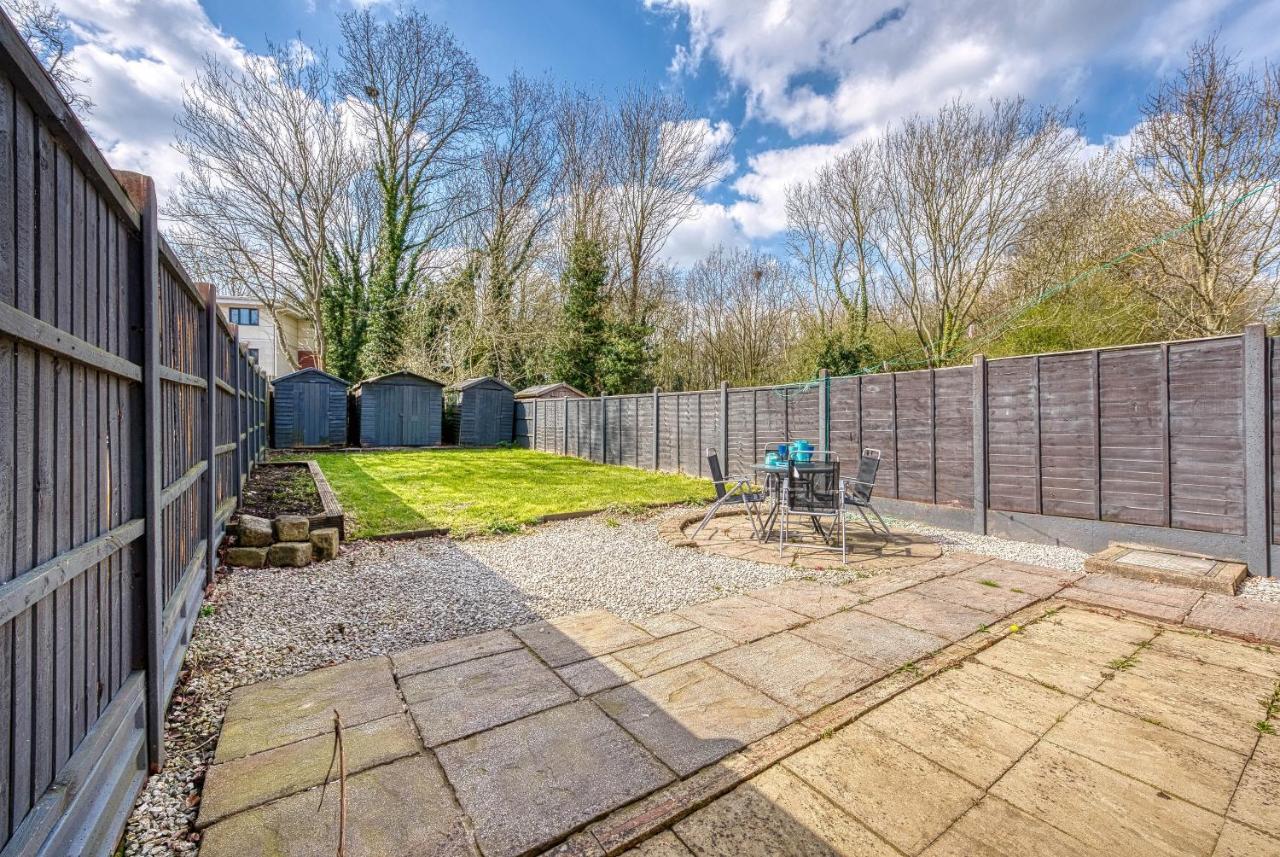Capri 13 Sa - Contemporary 2 Bedroom House In Loughborough With Free Parking, Close To Loughborough University & M1 Motorway Εξωτερικό φωτογραφία