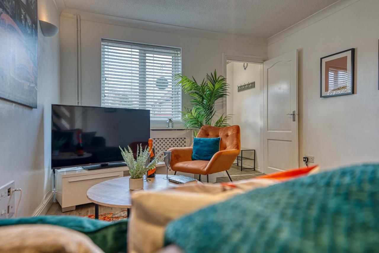 Capri 13 Sa - Contemporary 2 Bedroom House In Loughborough With Free Parking, Close To Loughborough University & M1 Motorway Εξωτερικό φωτογραφία